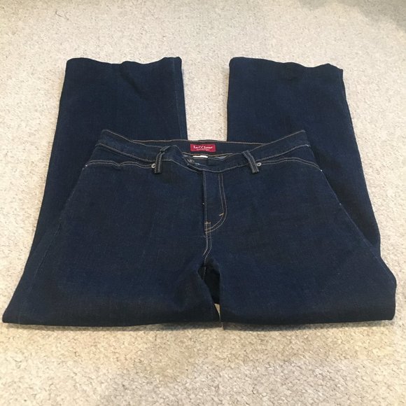 Levi's Denim - Levi's  Perfectly Slimming Stretch Jeans